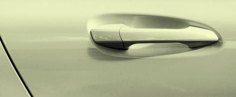 Primrose Pearl touch up paint for Jaguar