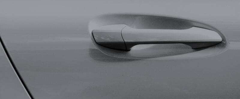 Quartz Gray Metallic touch up paint for Mitsubishi