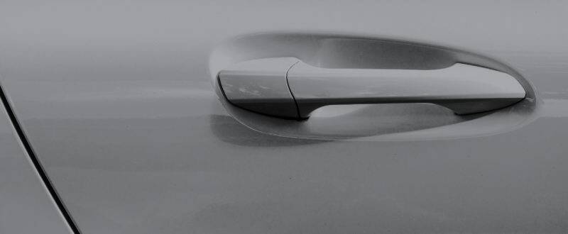 Quartz Gray Metallic touch up paint for Mitsubishi