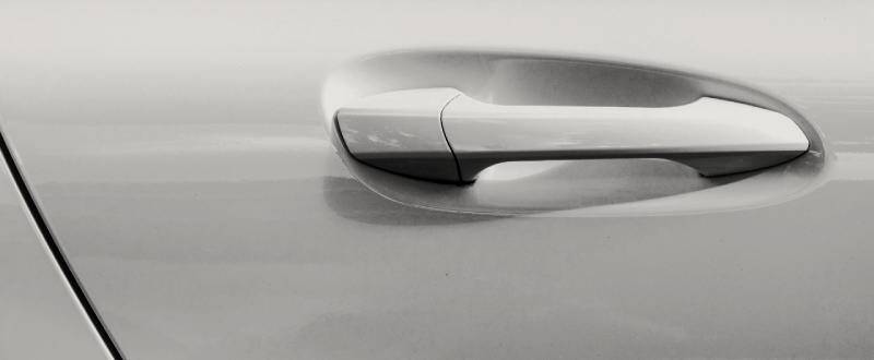 Radiant Silver Metallic touch up paint for Suzuki