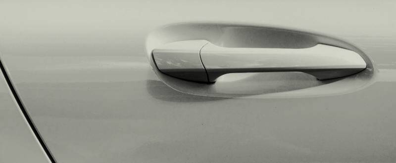 Satin Silver Pearl (cladding) touch up paint for Ford