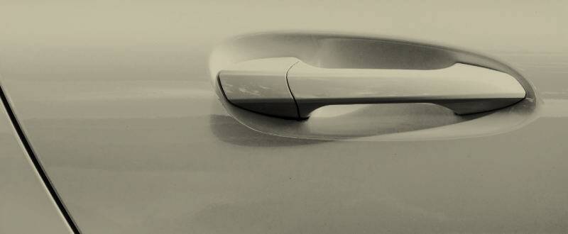 Shell White touch up paint for Volvo