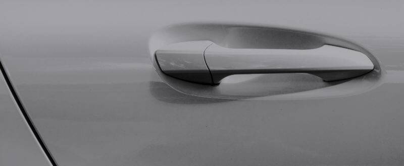Shetland Beige Metallic touch up paint for Mitsubishi