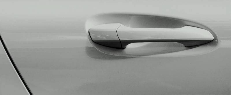 Silky Silver Metallic touch up paint for Suzuki