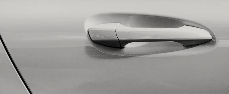 Silver Metallic touch up paint for Rolls-Royce