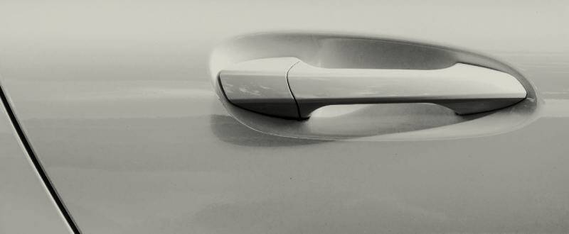 Silver Metallic touch up paint for Nissan