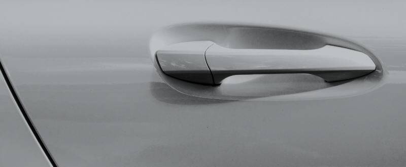 Silver (Platinum)Metallic touch up paint for Chevrolet