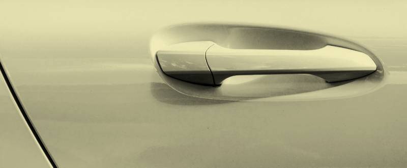 Sweet Date Gold Metallic touch up paint for Porsche