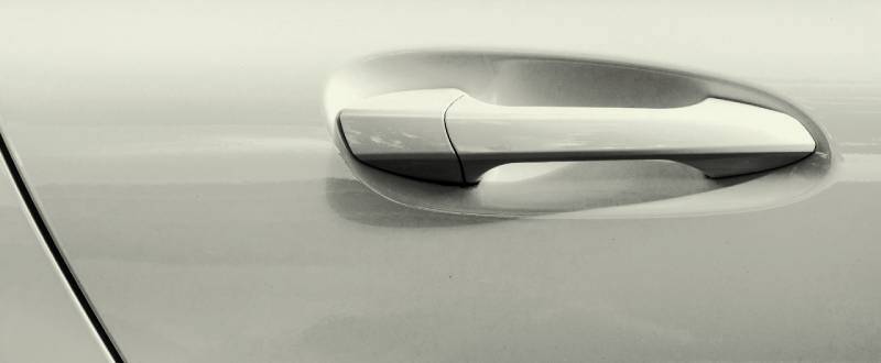 Taffeta White touch up paint for Honda