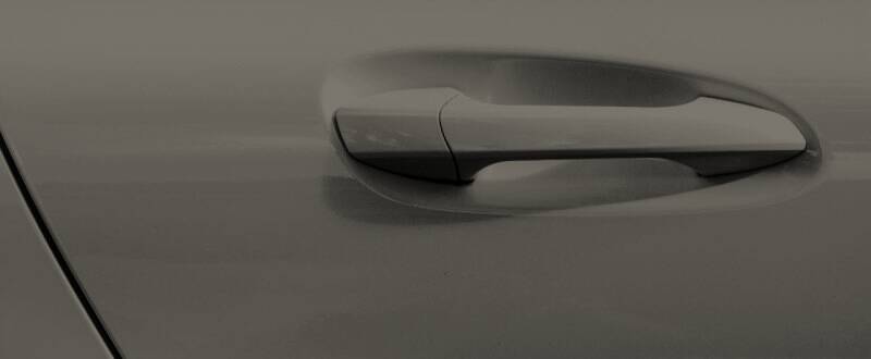 Techo Gray Metallic  touch up paint for Isuzu