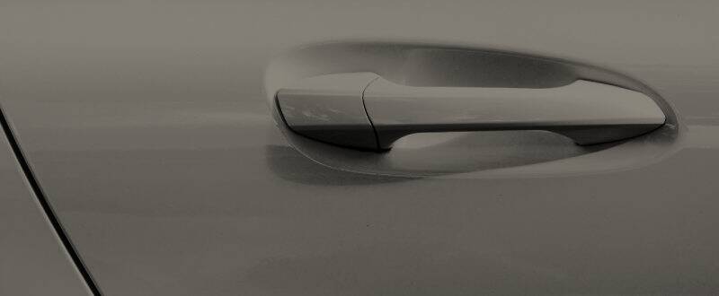 The Drake Metallic touch up paint for Chevrolet