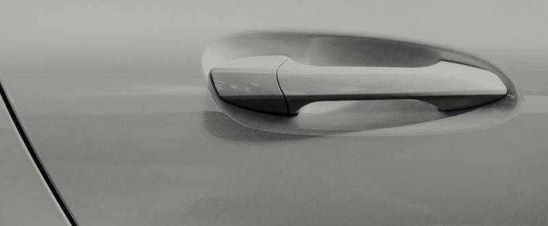 Titanium Pearl touch up paint for Mitsubishi