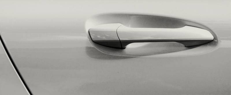 Titanium Silver Metallic touch up paint for Aston-Martin