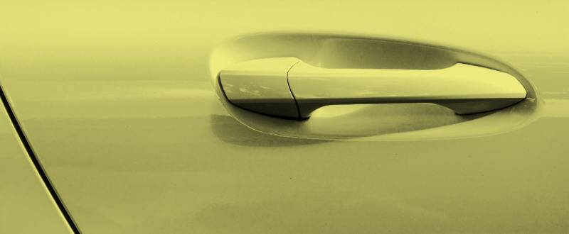 Tripp Pearl touch up paint for Chevrolet