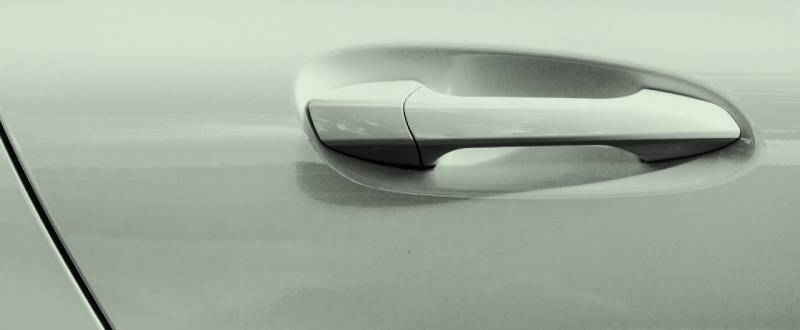 Voyager Metallic touch up paint for Chevrolet