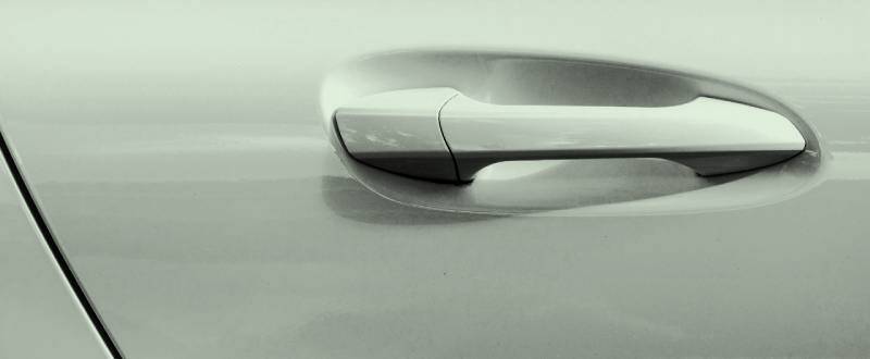 Voyager Metallic touch up paint for Chevrolet