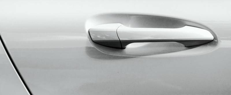 White touch up paint for Chevrolet