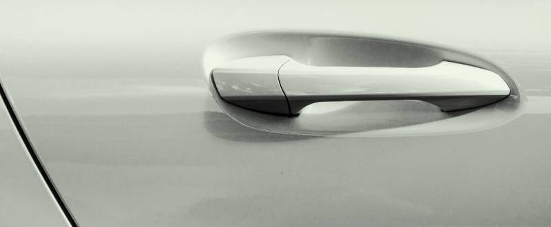 White touch up paint for Volvo