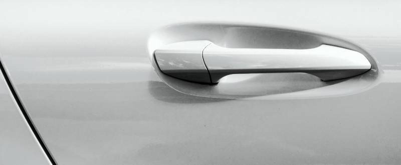 White touch up paint for Chevrolet