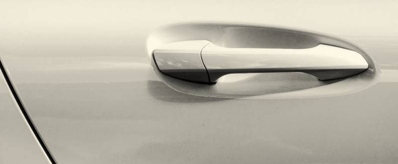 White touch up paint for Chevrolet