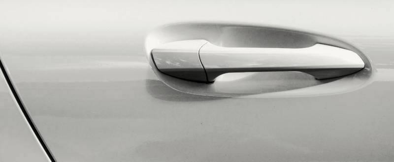 White Onyx touch up paint for Jaguar