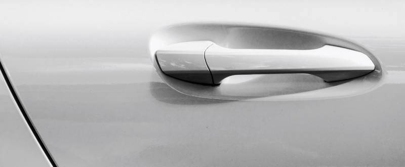 White Tricoat touch up paint for Mitsubishi