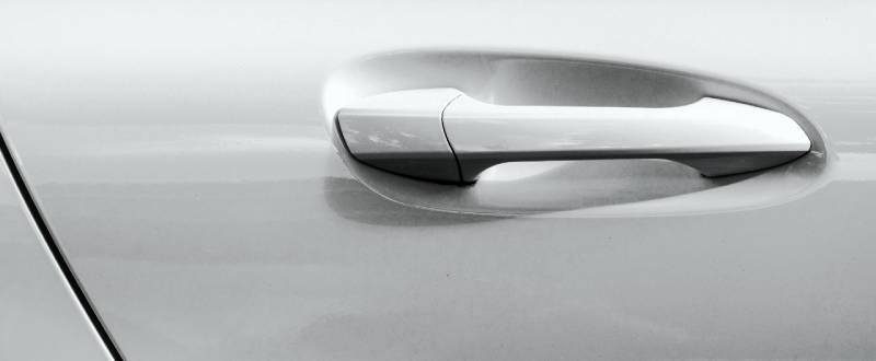 Windsor White touch up paint for Mitsubishi
