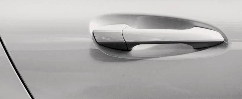 Zambezi Silver Metallic  touch up paint for Land-Rover
