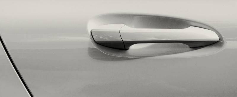 Zambezi Silver Metallic touch up paint for Land-Rover